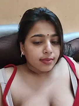 Snapshot of Sweet-Rani chatting on 07-30-26, 06:51 Sweet-Rani online show from 07-30-26, 06:51