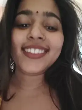 Snapshot of Sweet-Rani chatting on 08-08-26, 11:01 Sweet-Rani online show from 08-08-26, 11:01