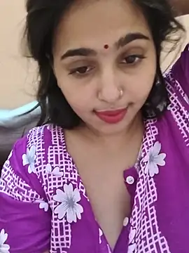 Snapshot of Sweet-Rani chatting on 08-09-26, 05:18 Sweet-Rani online show from 08-09-26, 05:18