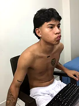 Snapshot of logannth chatting on 11-01-25, 05:09 logannth online show from 11-01-25, 05:09