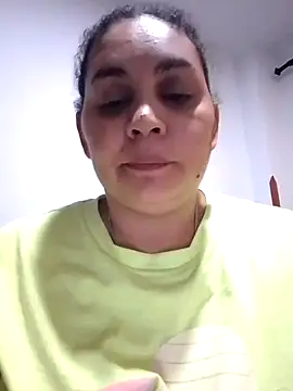 MirandaSoto online show from 02-11-25, 12:05