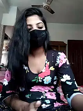 Cute-Lina online show from 12-20-24, 06:29