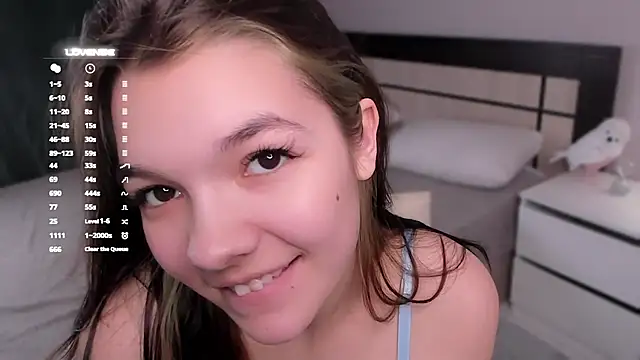 VeronaAppleberry online show from 12-29-24, 04:16