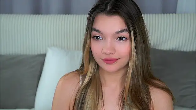 VeronaAppleberry online show from 09-28-25, 11:26