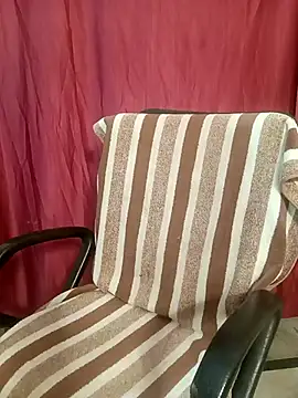 Snapshot of Stripy_Doll chatting on 11-04-25, 09:19 Stripy Doll online show from 11-04-25, 09:19