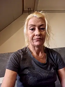 lisalustjouw online show from 03-19-25, 09:17