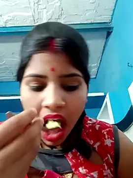 Snapshot of Nisha_Cute chatting on 02-22-25, 05:34 Nisha Cute online show from 02-22-25, 05:34