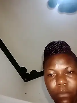 Danny lady online show from 02-18-25, 03:10