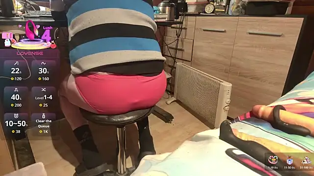 Snapshot of misteryman1956 chatting on 03-17-26, 06:00 misteryman1956 online show from 03-17-26, 06:00