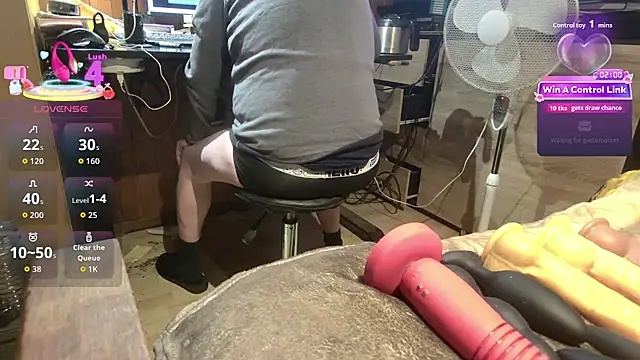 misteryman1956 online show from 07-26-26, 05:48