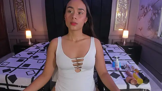 sheyla sweet18 online show from 12-17-24, 08:54