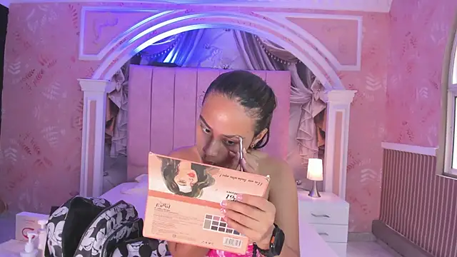 sheyla sweet18 online show from 02-01-25, 04:00