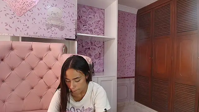 sheyla sweet18 online show from 02-06-25, 10:26