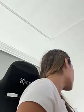 sheyla sweet18 online show from 11-16-25, 01:06