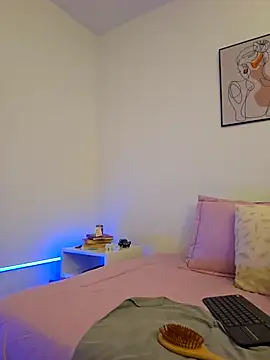 VictoriaEvaans  online show from 11-20-25, 10:09