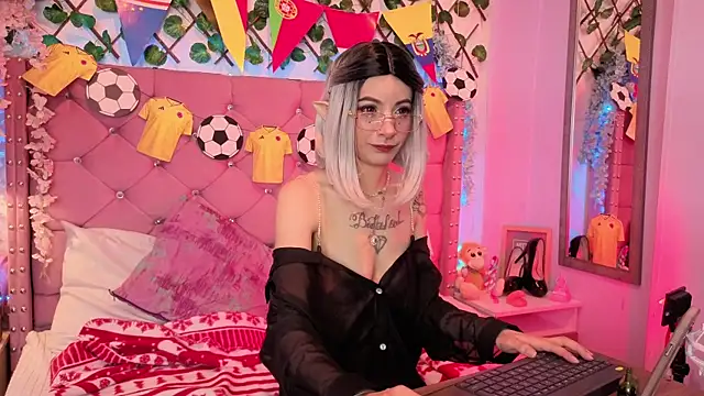 lauren evans96 online show from 07-03-26, 04:08