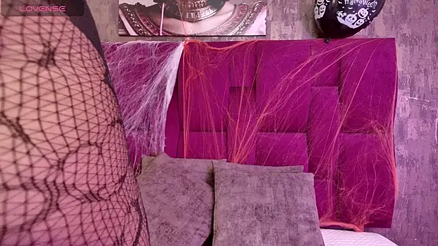 nicole  parker1 online show from 11-01-25, 07:05