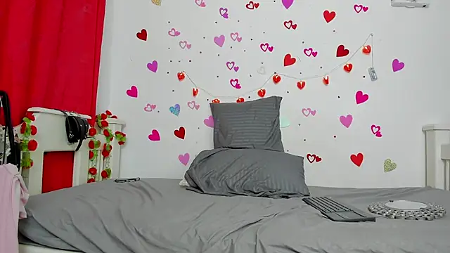 Snapshot of Tasty_Alan chatting on 02-20-25, 04:18 Tasty Alan online show from 02-20-25, 04:18