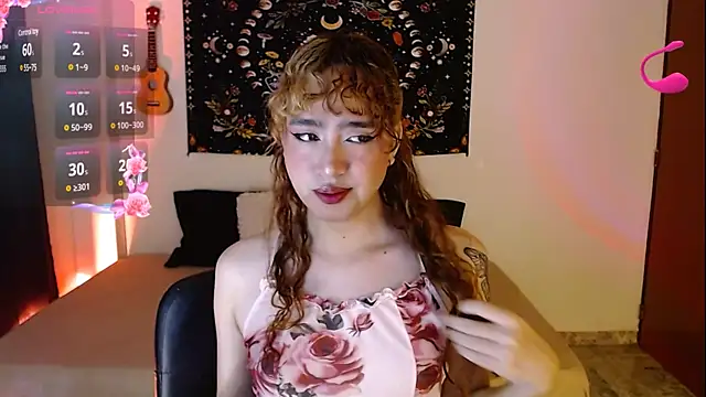 sophieMarshall01 online show from 12-04-24, 04:38