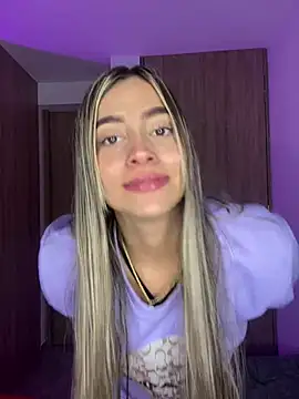 Issabela G1 online show from 12-15-24, 06:40