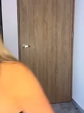 Issabela G1 online show from 03-20-25, 04:51