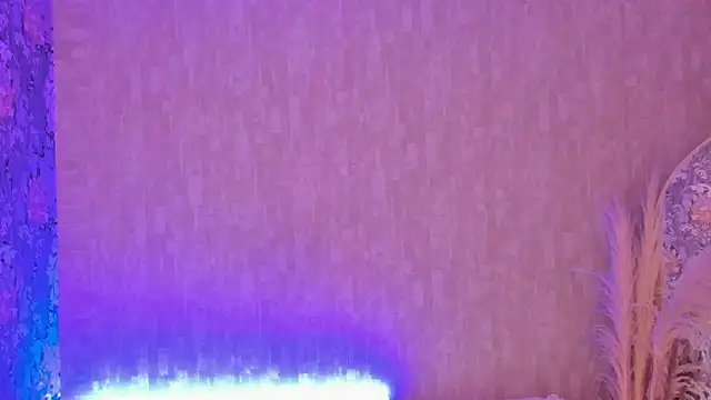 Snapshot of pixy_20 chatting on 10-03-25, 01:24 pixy 20 online show from 10-03-25, 01:24