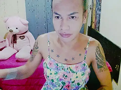 Snapshot of Indaypakay_ts chatting on 11-08-25, 09:35 Indaypakay ts online show from 11-08-25, 09:35