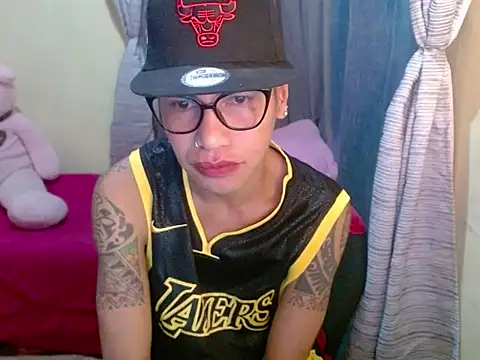 Snapshot of Indaypakay_ts chatting on 01-07-26, 12:35 Indaypakay ts online show from 01-07-26, 12:35