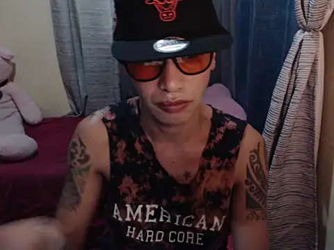 Snapshot of Indaypakay_ts chatting on 02-15-26, 03:14 Indaypakay ts online show from 02-15-26, 03:14