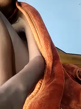 Snapshot of royaldoll-143 chatting on 12-08-24, 08:36 royaldoll-143 online show from 12-08-24, 08:36