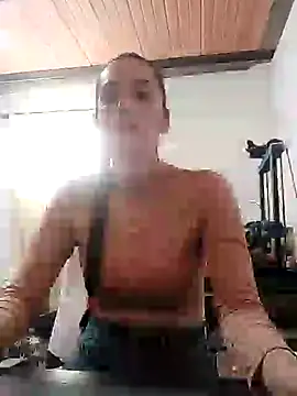 Snapshot of Nami_sunny chatting on 01-19-25, 08:30 Nami sunny online show from 01-19-25, 08:30