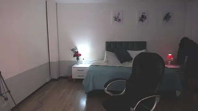 Snapshot of Nami_sunny chatting on 02-09-25, 09:26 Nami sunny online show from 02-09-25, 09:26