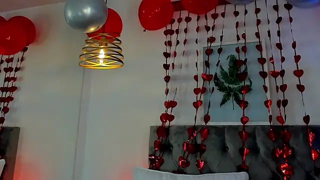 Snapshot of Nami_sunny chatting on 09-17-25, 07:37 Nami sunny online show from 09-17-25, 07:37