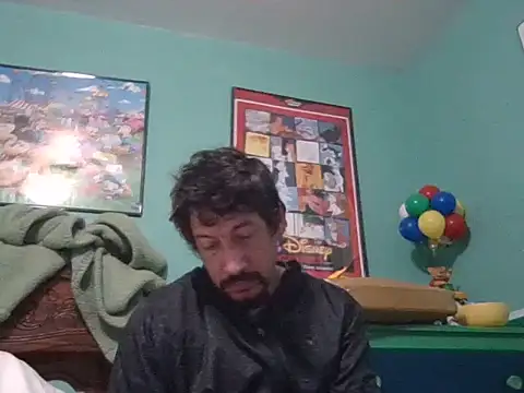 Snapshot of Curved4Pleasure chatting on 02-16-26, 01:07 Curved4Pleasure online show from 02-16-26, 01:07