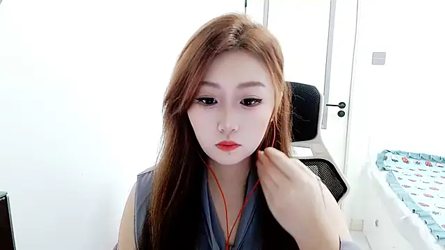 zhenzhen999 online show from 10-31-25, 03:51