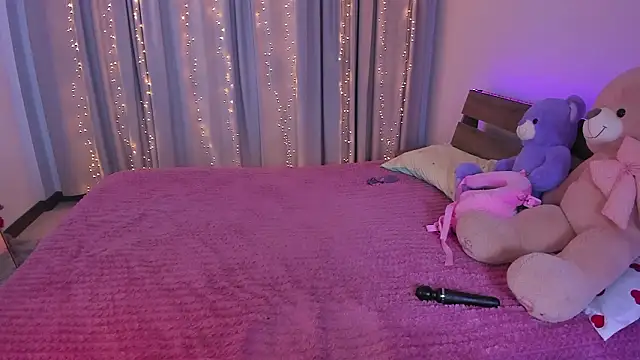 Snapshot of Dollyaa chatting on 03-06-26, 01:40 Dollyaa online show from 03-06-26, 01:40