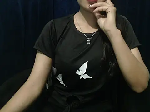 Snapshot of Yashi chatting on 04-27-26, 05:00 Yashi online show from 04-27-26, 05:00