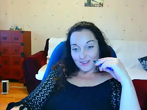 Alice3694 online show from 05-07-26, 06:41