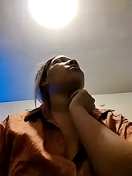 Snapshot of TickleMeKink chatting on 02-08-25, 11:33 TickleMeKink online show from 02-08-25, 11:33