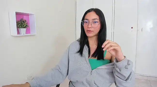 ASIAM BRUNET online show from 03-19-25, 12:56