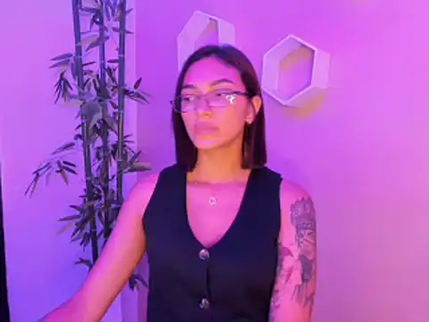 ASIAM BRUNET online show from 05-12-26, 04:04