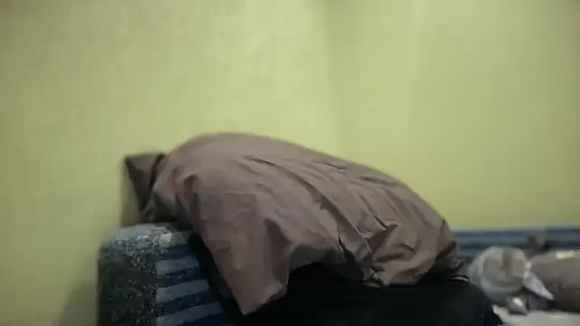 EvilDemon94 online show from 11-25-25, 05:18