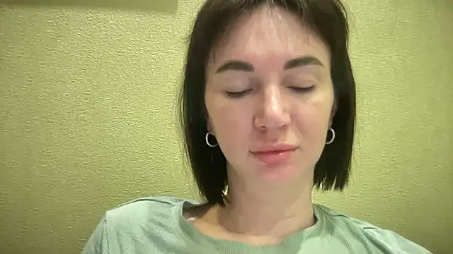 EvilDemon94 online show from 05-11-26, 03:34