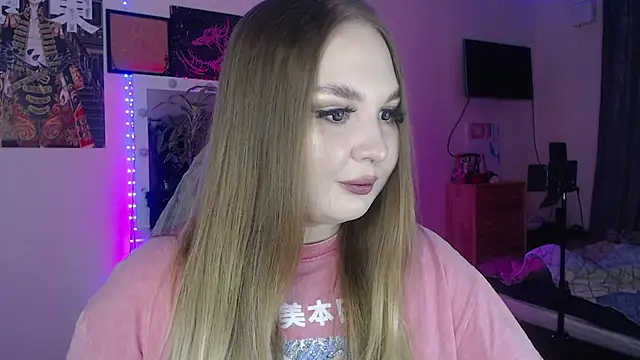 Snapshot of Greeenfriends6969 chatting on 11-21-25, 10:41 Greeenfriends6969 online show from 11-21-25, 10:41