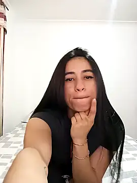 ChloeTurner  online show from 12-19-24, 06:34