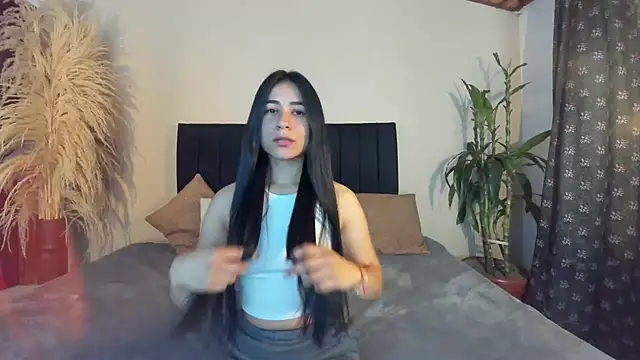 ChloeTurner  online show from 01-22-25, 11:34