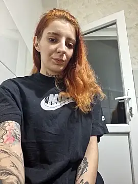 Snapshot of roxi_katty chatting on 11-19-25, 11:16 roxi katty online show from 11-19-25, 11:16