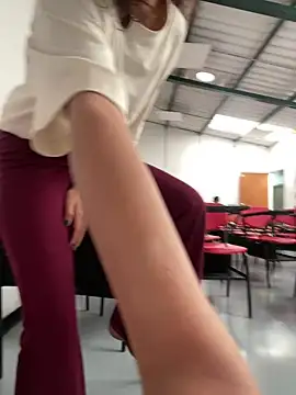 Katee Jones online show from 02-20-25, 10:04