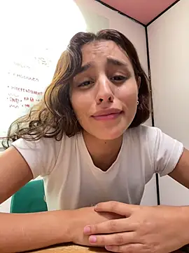 Katee Jones online show from 03-09-25, 03:38