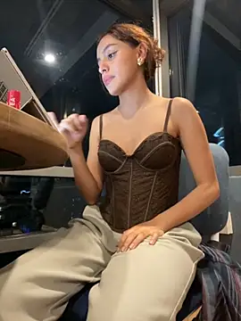 Katee Jones online show from 09-19-25, 11:38